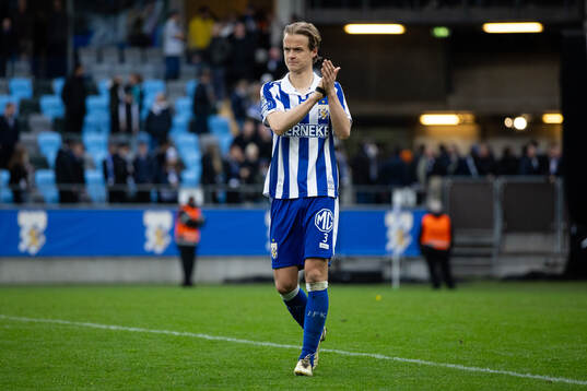 IFK Göteborgs August Erlingmark deppar