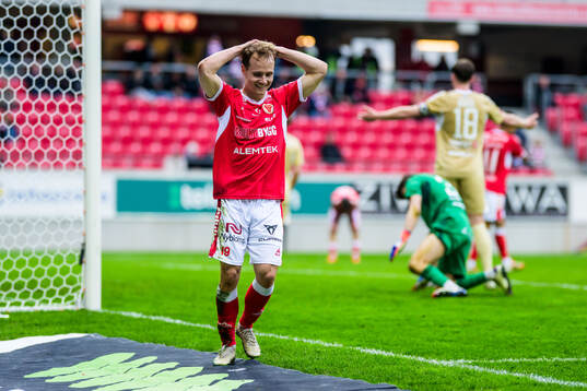 Kalmars Saku Ylätupa deppar