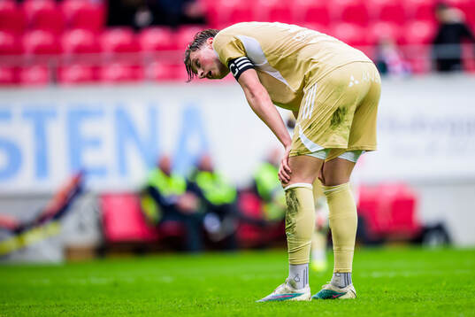 Östersunds Philip Bonde deppar