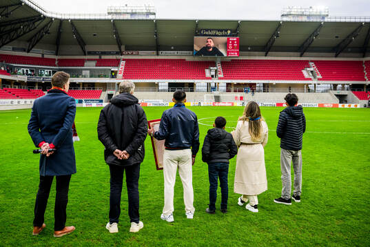 Fd Kalmarspelaren Romario tackas av