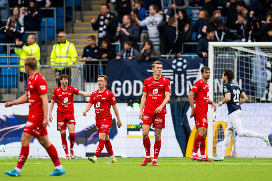 Eggert Aron Gudmundsson and Emil Kornvig of Brann looks