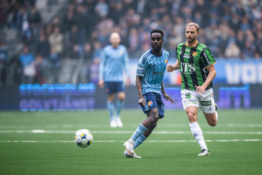 Djurgårdens Tokmac Nguen och GAIS Gustav Lundgren