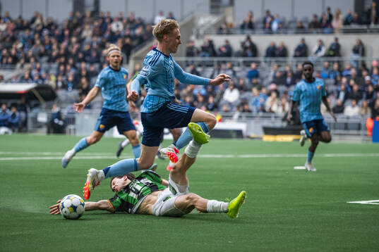 GAIS Matteo de Brienne och Djurgårdens Santeri Haarala