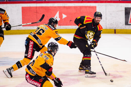 Luleås Anton Levtchi och Brynäs Anton Rödin