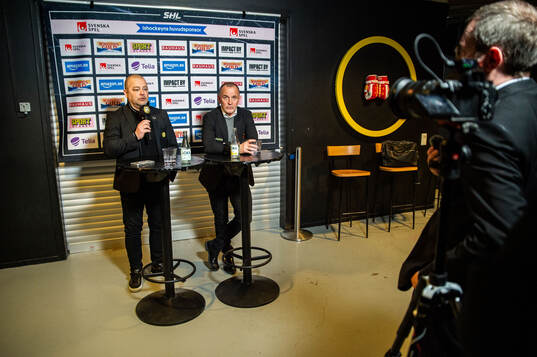 Brynäs tränare Niklas Gällstedt och Luleås tränare