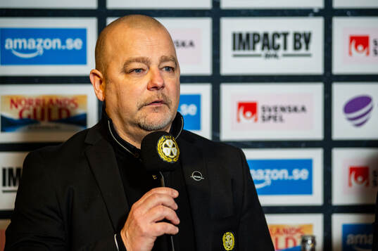Brynäs tränare Niklas Gällstedt på presskonferensen