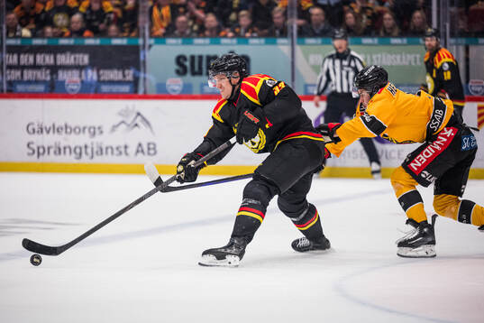 Brynäs Jakob Silfverberg och Luleås Isac Hedqvist