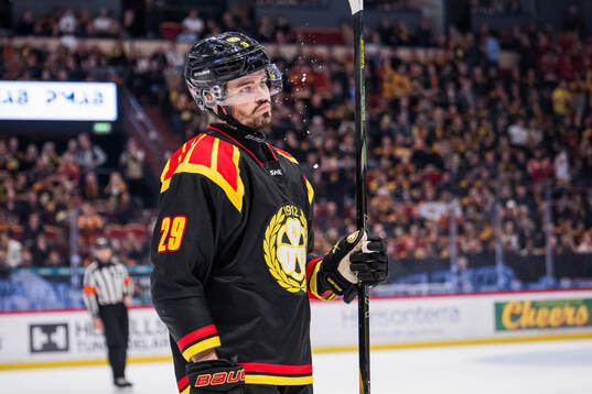 Brynäs Axel Andersson deppar