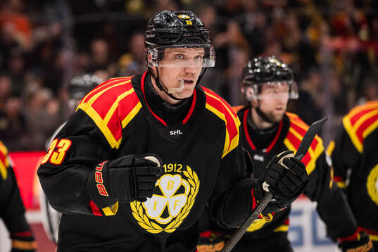Brynäs Jakob Silfverberg jublar