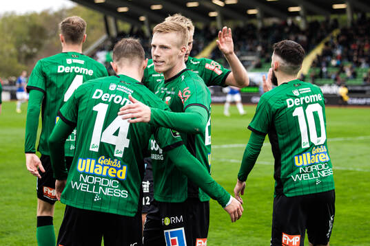 Varbergs spelare jublar