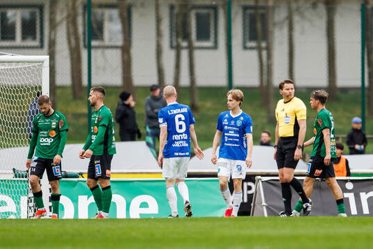 Umeå FCs Elias Cederblad deppar
