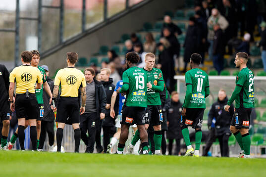 Varbergs spelare jublar