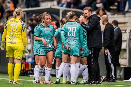 Kristianstads Gudny Árnadottir och tränare Daniel