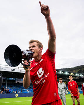 Aune Heggebø of Brann celebrates