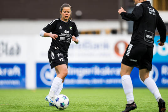 Selma Olderheim of Hønefoss warms up