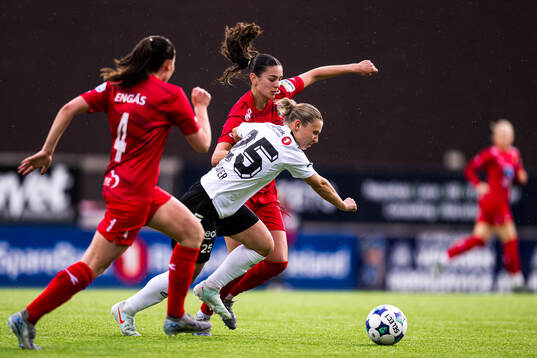 Inger Vadder Sandland of Hønefoss and Ida Hasselgård of