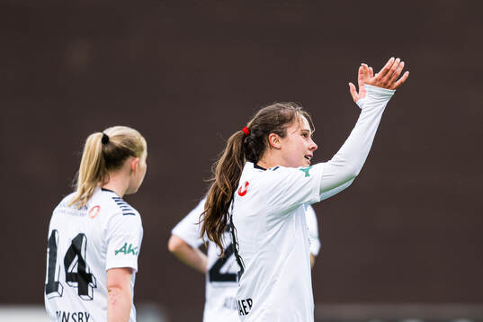 Kristin Sandstad Gumaer of Hønefoss celebrates