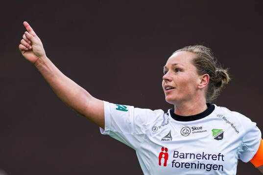 Silje Bekkåsen Nyhagen of Hønefoss celebrates