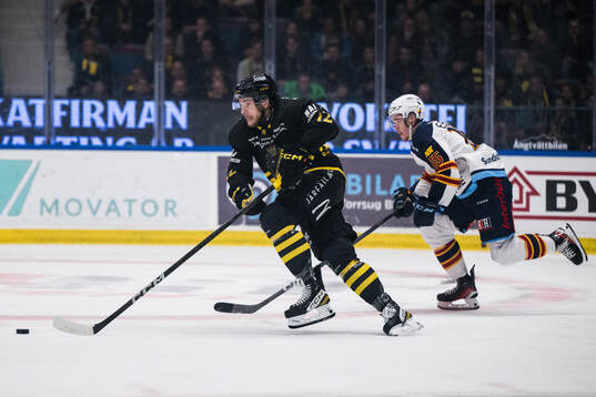 AIKs Scott Pooley och Djurgårdens Filip Eriksson