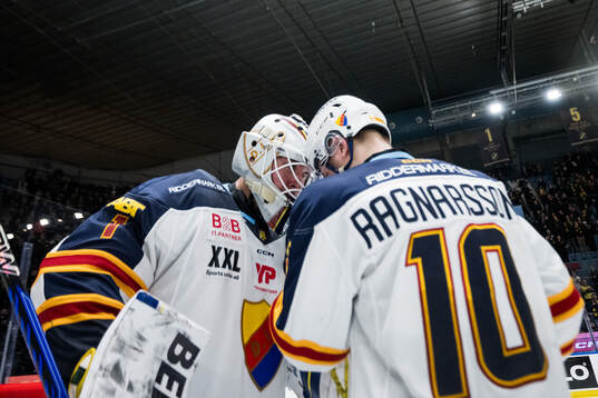 Djurgårdens målvakt Marcus Gidlöf och Jakob Ragnarsson