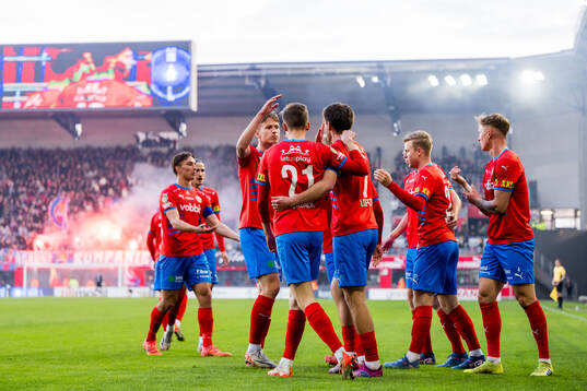 Helsingborgs Adrian Svanbäck jublar
