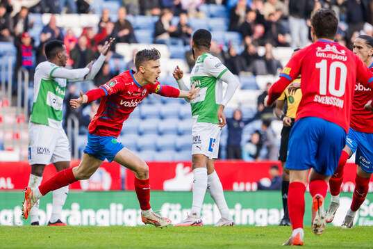 Helsingborgs Adrian Svanbäck jublar