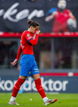 Helsingborgs Ervin Gigovic lämnar planen