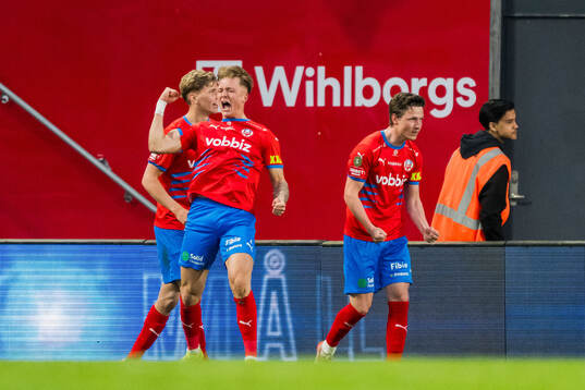 Helsingborgs Marcus Gudmann och Max Svensson jublar