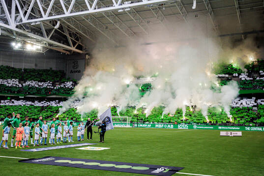 Hammarbys supportrar med tifo