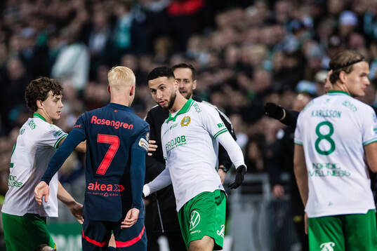 Malmö FFs Gabriel Busanello och Otto Rosengren i bråck