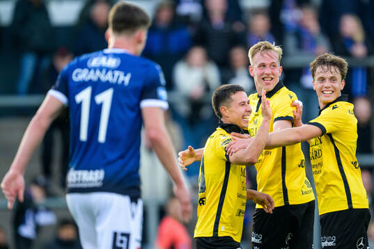 Mjällbys Nicklas Røjkjær jublar tillnamns med Herman