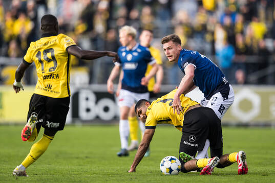 Mjällbys Abdullah Iqbal och Halmstads André Boman