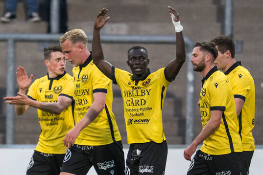 Mjällbys Abdoulie Manneh jublar