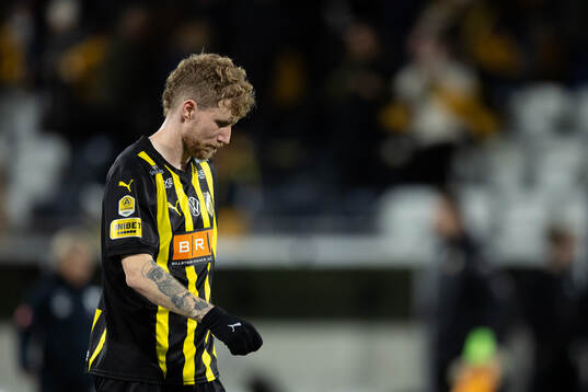 Häckens Simon Gustafson deppar