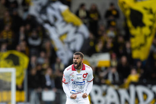 Degerfors Leon Hien jublar