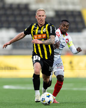 Häckens Mikkel Rygaard Jensen och Degerfors Nahom Netabay