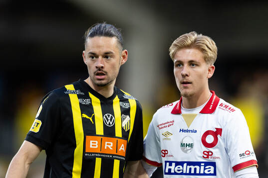 Häckens Amor Layouni och Degerfors Elias Pihlström