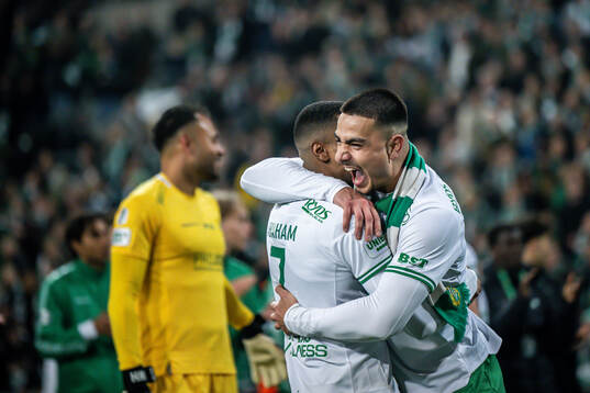 Hammarbys Paulos Abraham och Jusef Erabi jubalr