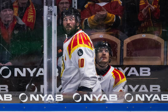 Brynäs Johan Larsson och Axel Andersson i utvisningsbåset