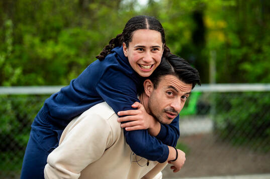 Mayar Khatawi och hennes mentor Behrang Safari