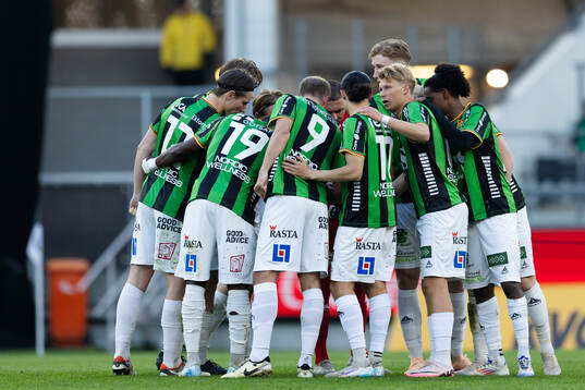 GAIS spelare samlade innan andra halvleken av