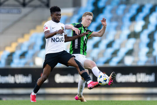 Brommapojkarnas Ezekiel Alladoh och GAIS Filip Beckman