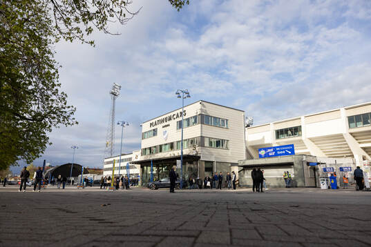 Exteriör vy av Platinum Cars Arena