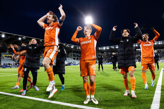 IFK Göteborgs Gustav Svensson och David Kruse jublar