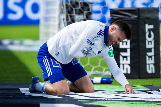 IFK Norrköpings Arnor Traustason har ont