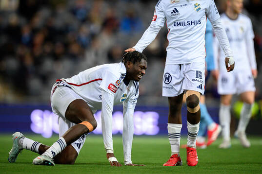 Östers Kingsley Gyamfi deppar
