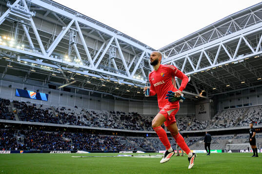 Djurgårdens målvakt Filip Manojlovic