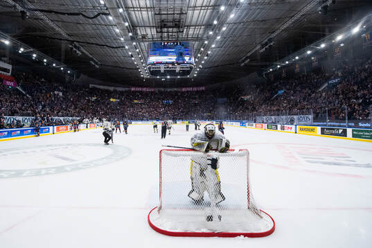 AIKs målvakt Jonathan Stålberg deppar