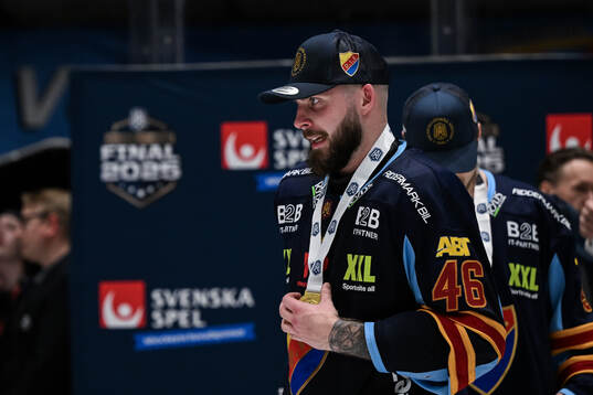 Djurgårdens Albin Grewe jublar