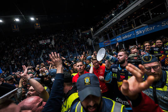 Djurgårdens Albin Grewe jublar
